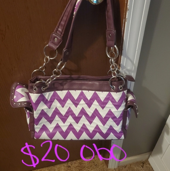 Purses - Picture 3 of 3